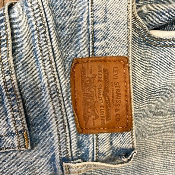 Levi’s Wedgie Blue denim jeans size 28 (nwt) - Picture 4 of 9